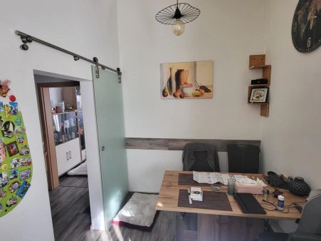 ideale 2 Zimmer Arbeitswohnung 48m² - inkl. Parkplatz - Foto 5