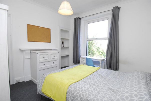 5 bedroom house to rent - Photo 1