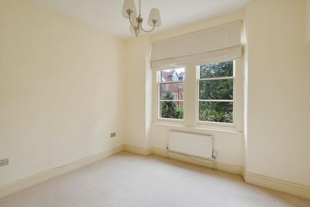 3 bedroom apartment to rent - Photo 4