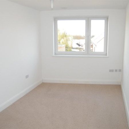 Avontar Court, South Ockendon, Property for rent - Photo 1