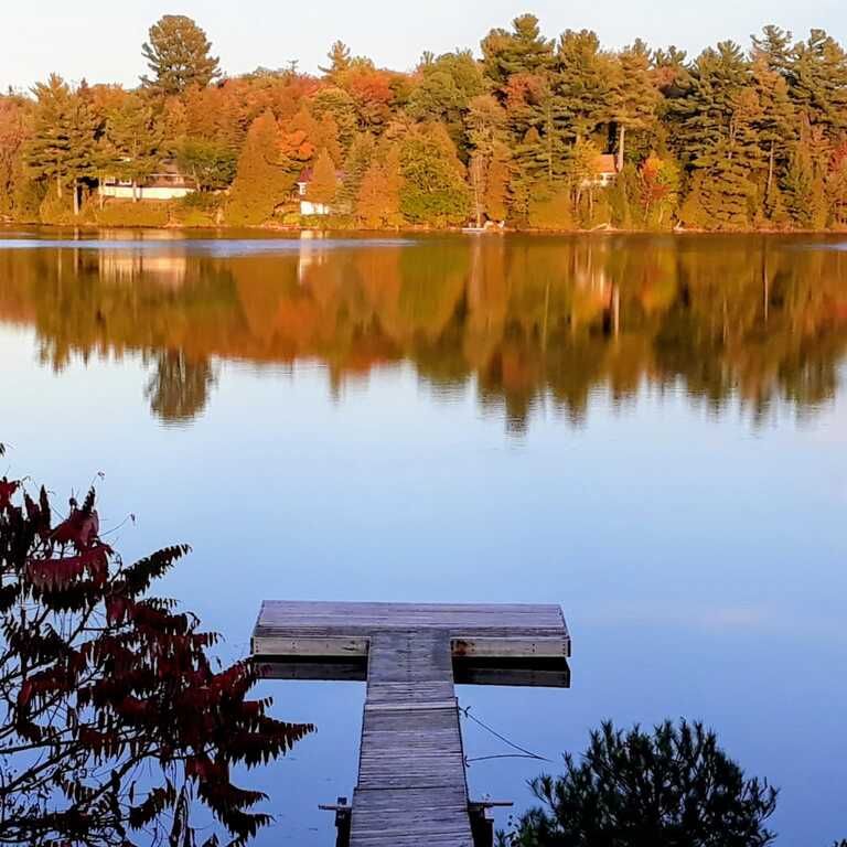 Grand 3 1/2 Au Bord D'un Lac - Photo 1