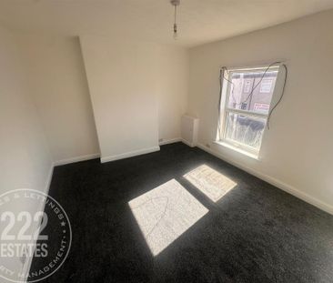 Orford Lane - Warrington - WA2 - Photo 1