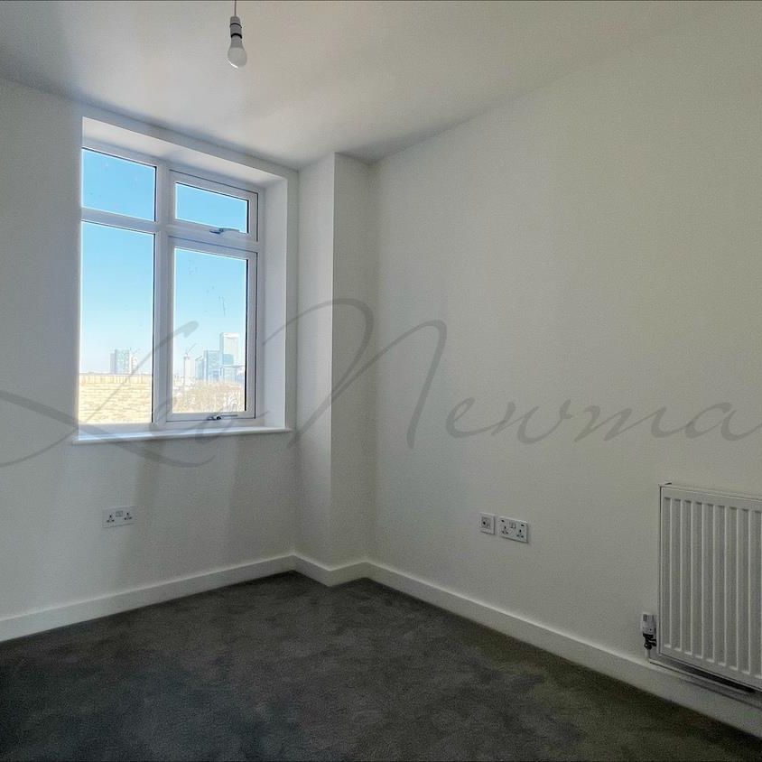 Caroline Street, Limehouse, E1 - Photo 1