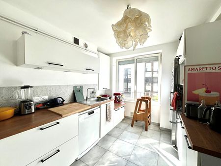 Location Appartement 5 pièces 93m² - Photo 4