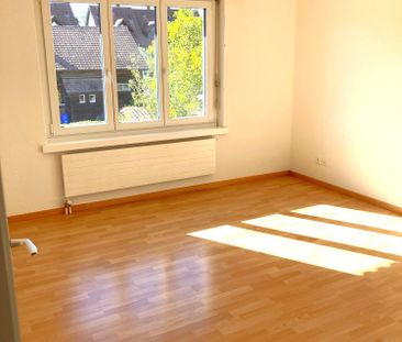 An ruhiger, schöner Lage vermieten wir - Foto 4
