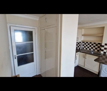 1 Bed Flat, Dorset Court, BN3 - Photo 5