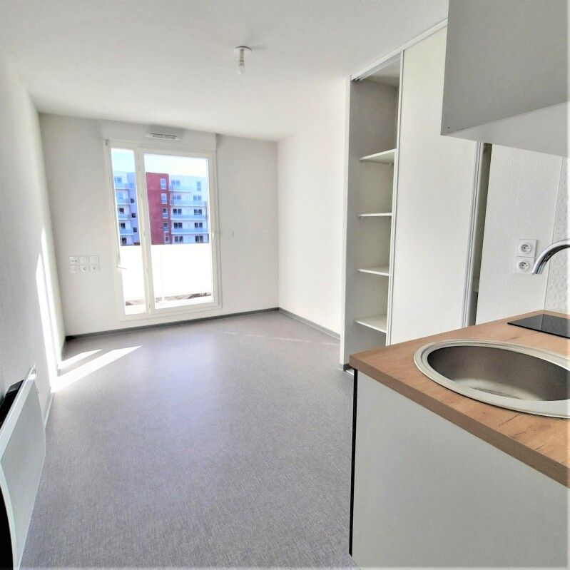 Location Appartement 1 pièce 18m² NIMES 30000 - Photo 1