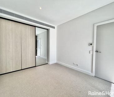 Stunning Near New One Bedroom Apartment in Rhodes Central The Peake... - Photo 6