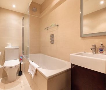 Studio Flat, Philbeach Gardens, SW5 - Photo 6