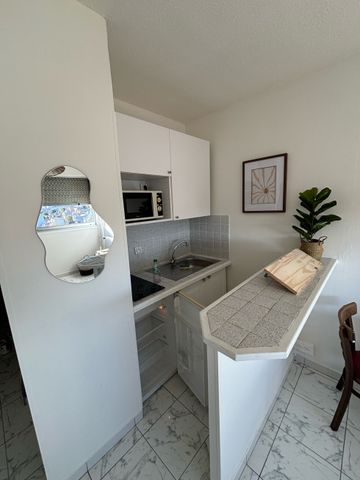 Location Studio meublé 17m² Marseille CHARTREUX 13004 - Photo 3