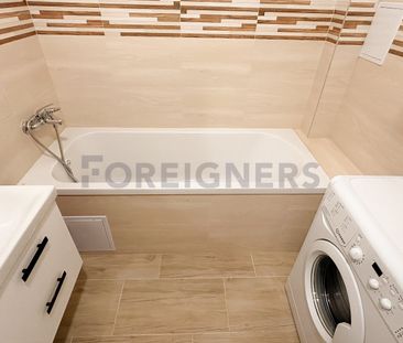 Apartment for rent, 1+KK - Studio, 36m - Photo 4