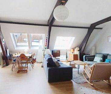 Duplex te huur in Sint-Gillis voor € 1.120 met 1 slaapkamer - Photo 1