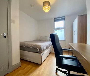 18 Wellington Park Avenue, Belfast, BT9 6DT - Photo 5