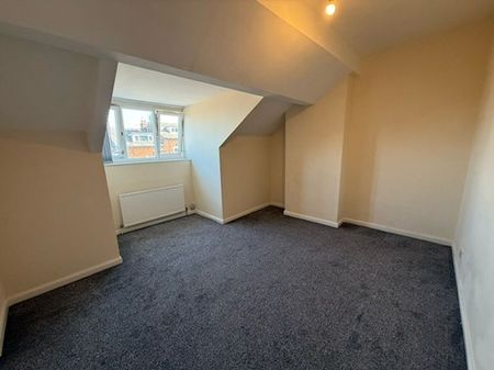 2 Bed Terraced House, Barton Grove, LS11 - Photo 5