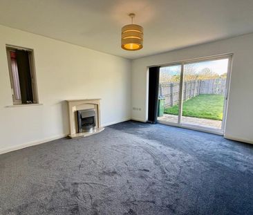 Bell End, Rowley Regis, West Midlands - Photo 2