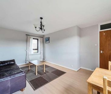 Mulberry Court, Guildford, GU4 - Photo 5