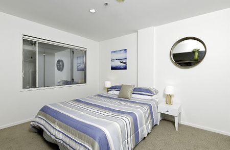 Stylish City One-Bed in Mount Street - Furnished Oasis - Photo 5