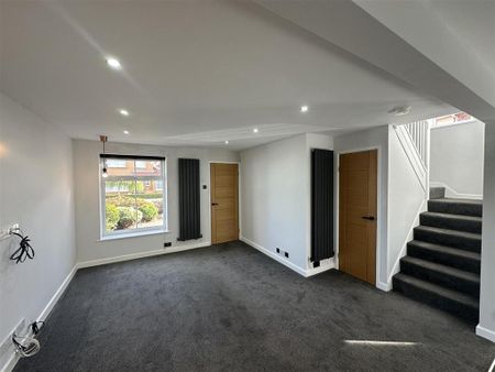 3 bedroom detached house to rent - Photo 5