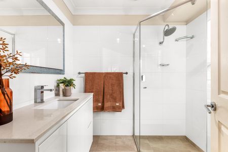 31A Ash Avenue, Caringbah South NSW 2229 - House For Rent | Domain - Photo 2