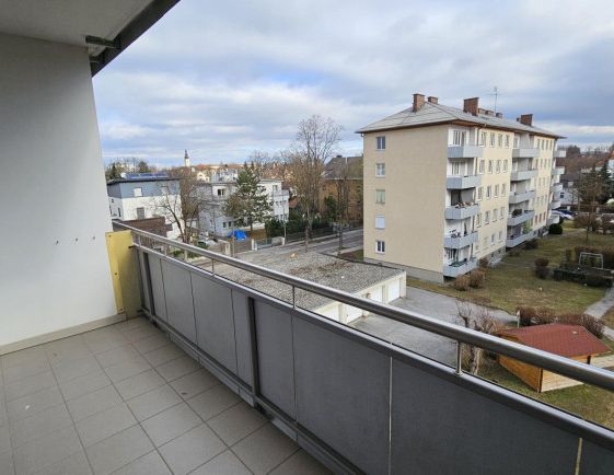 GÜNSTIGE 3 ZIMMERWOHNUNG! JOSEFSTRASSE 29A! - Photo 1