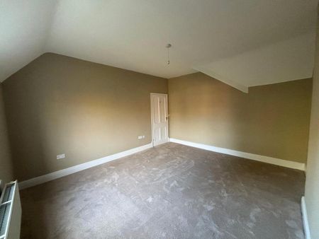 4 bedroom detached house to rent - Photo 4