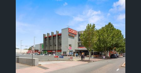 ON CITY'S DOORSTEP - Photo 2