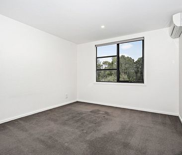 19 Collared Close, Bundoora VIC 3083 - Photo 3