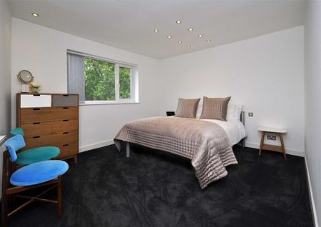 Blue Firs, Grove Lane, Wightwick - Photo 4