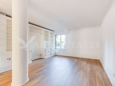 3 room luxury Flat for rent in Cascais e Estoril, Portugal - Photo 2