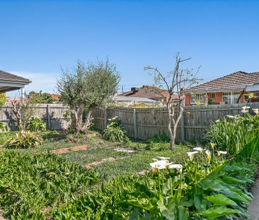 35 Ginifer Avenue, Altona North VIC, Belconnen - Photo 5