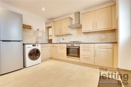 Forty Hill, Enfield, Middlesex, EN2 9HT - Photo 4