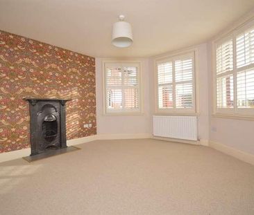 Nash House, Old St. Michaels Drive, Braintree, CM7 - Photo 2