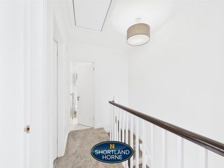 3 bedroom terraced house to rent - Photo 4