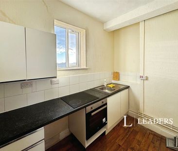 2 bedroom apartment to rent Regent Road, Great Yarmouth, NR30 - Photo 5