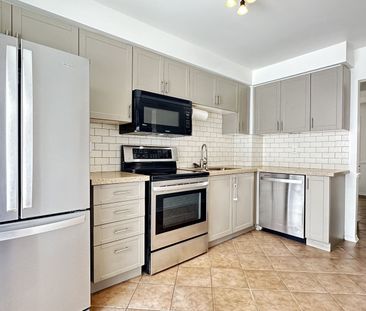 For Lease - 1264 Coleman Court, Innisfil, Ontario - Photo 1