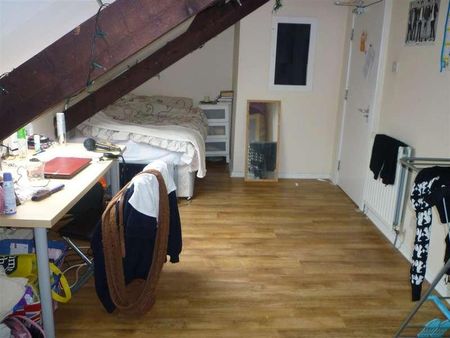 Warwick Street, Heaton, NE6 - Photo 5