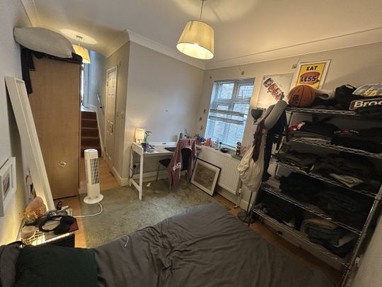 Room in a Shared Flat, Linburn House, NW6 - Photo 1