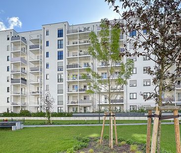 GEPFLEGT WOHNEN - MIT EINBAUKÜCHE, AUFZUG, FUSSBODENHEIZUNG UND BALKON - Photo 5