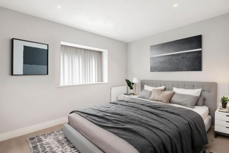 Bredhurst Close, London, SE20 - Photo 2