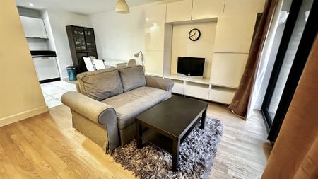 Albatross Way, London - Photo 2