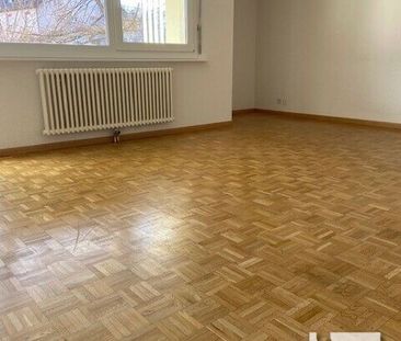 APPARTEMENT DE 5½ PIECES DANS UN QUARTIER FAMILIAL - Photo 2