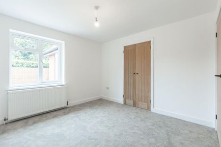 2 bedroom detached bungalow to rent - Photo 4