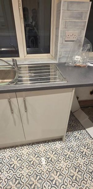 3 bedroom flat to rent - Photo 1