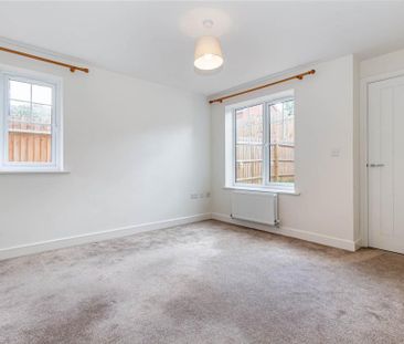 1 bedroom semi-detached house to rent - Photo 1