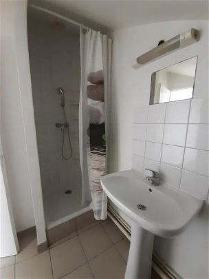 Location appartement 3 pièces - 40m² à Voiron (38500) - Photo 1