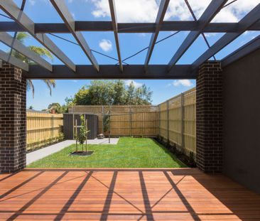 Modern & Roomiest Home in the McKinnon Zone - Photo 2