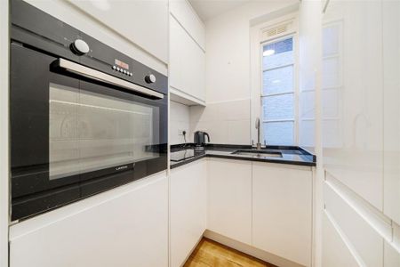 Studio to rent - Photo 2