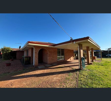 5A Nenke Way, Glen Iris, WA 6230 - Photo 5