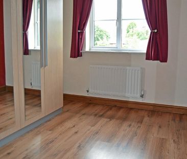 Princes Gate, Horbury - Photo 1