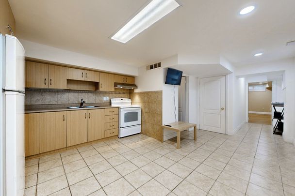 For Lease - 43 Alessia Circle, Toronto, Ontario - Photo 1